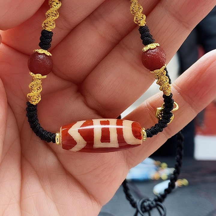 玛瑙/玉髓颈饰合金