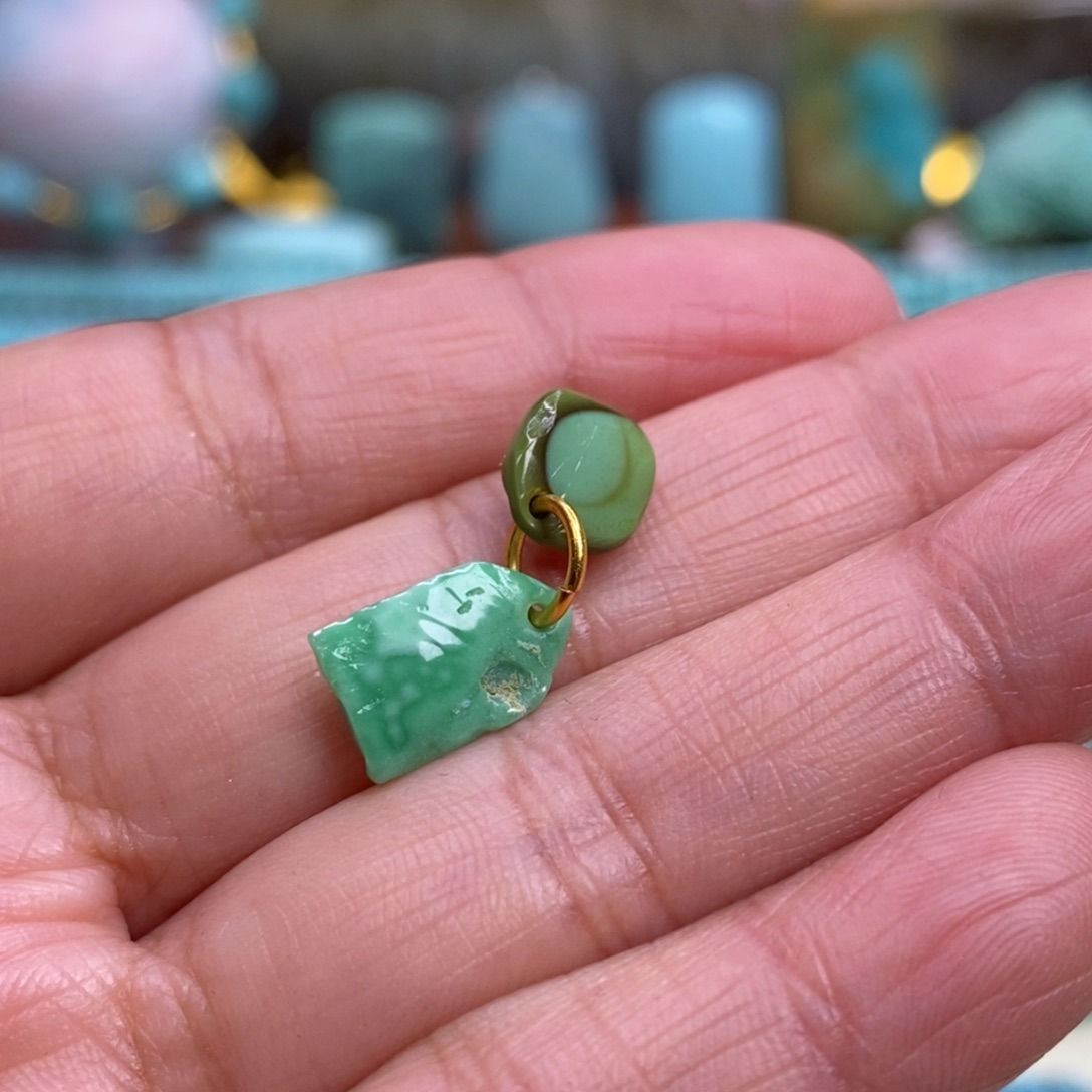 绿松石未镶嵌珠宝奇石