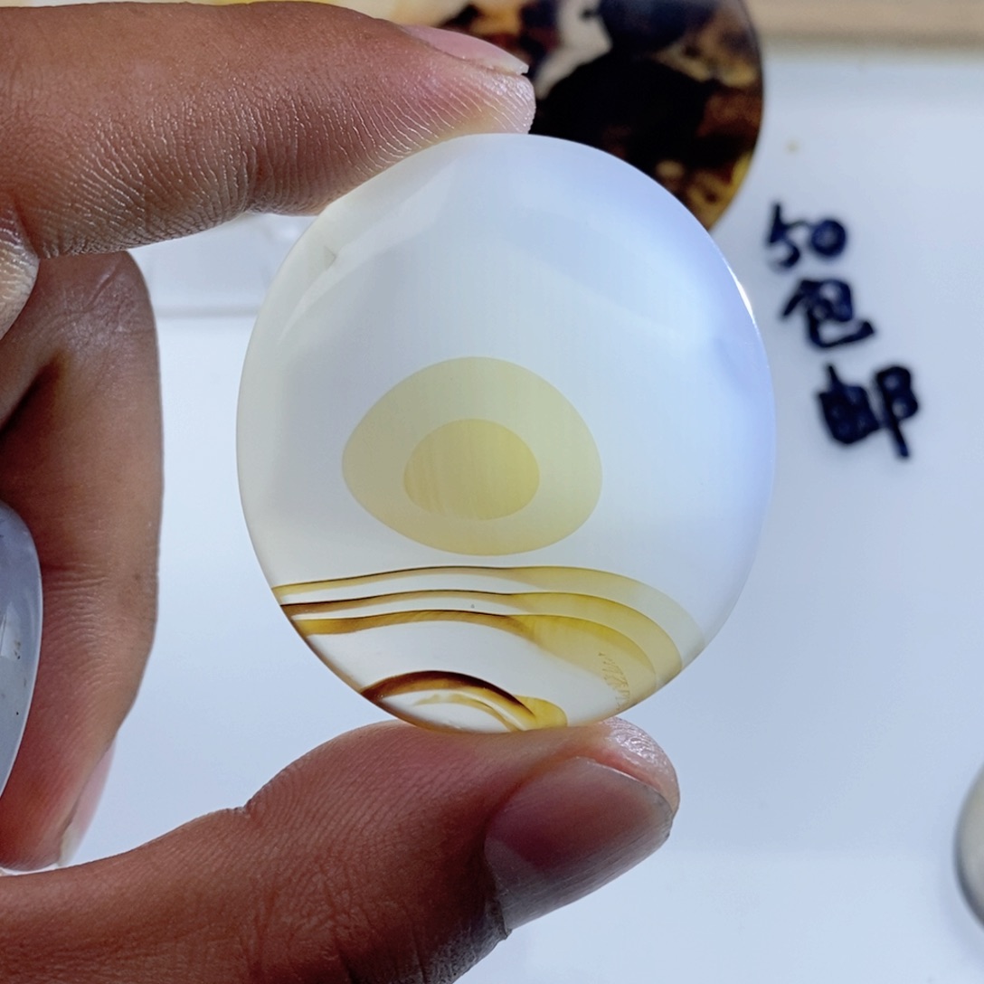 玛瑙/玉髓颈饰未镶嵌家**事