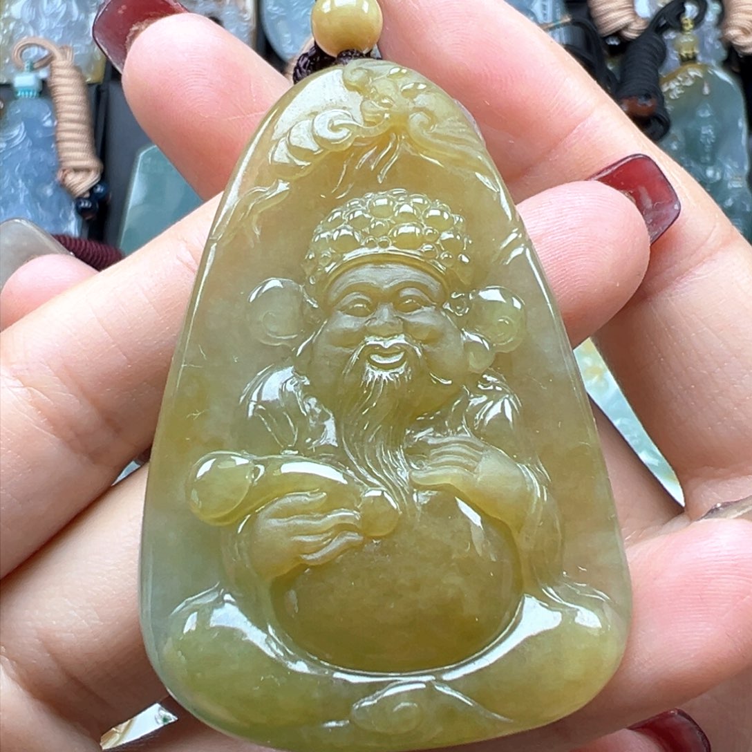 翡翠颈饰未镶嵌财爷