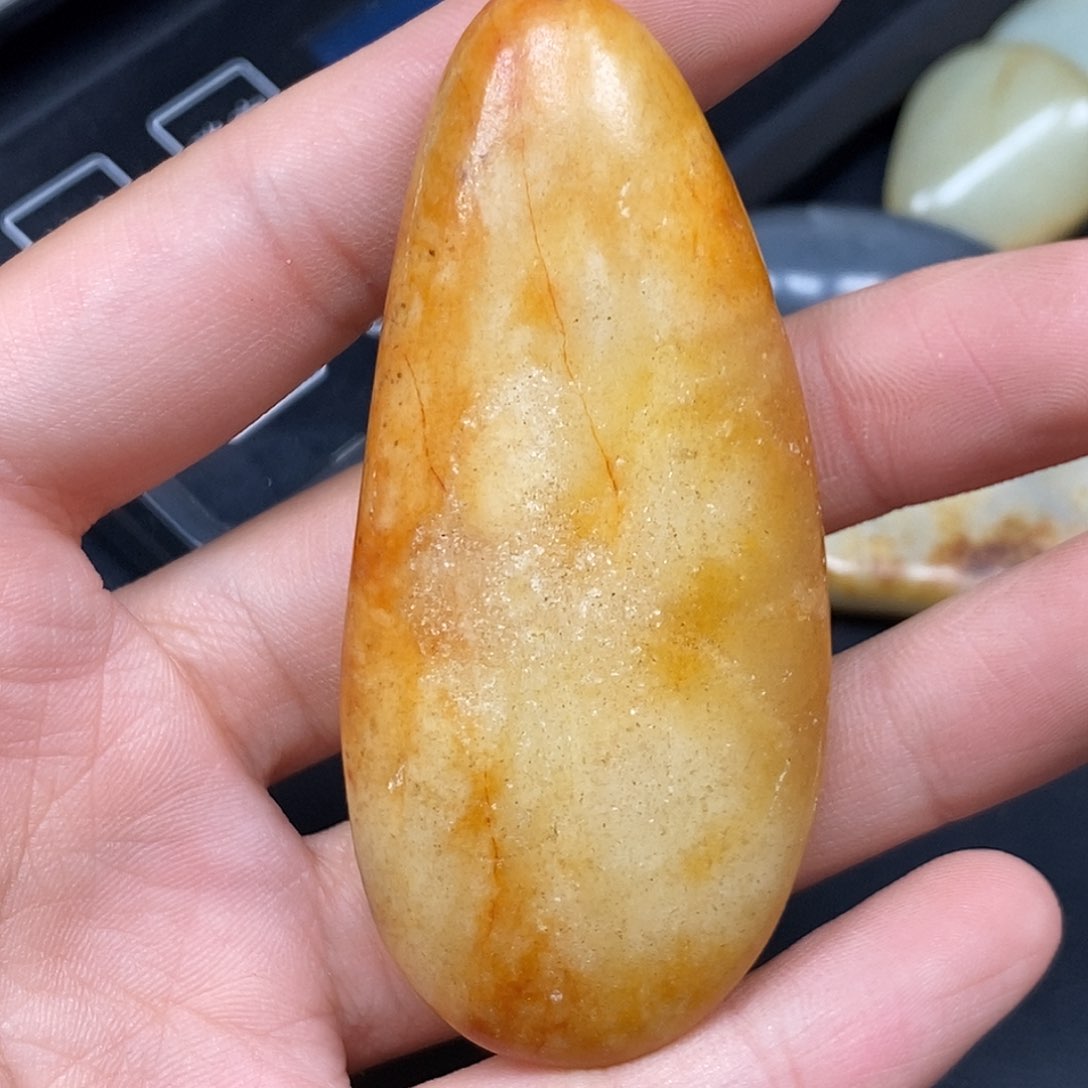 和田玉（糖玉）未镶嵌挂件