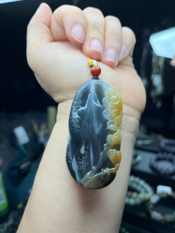 和田玉（悟道）青花楼兰三色手工雕刻新疆老料