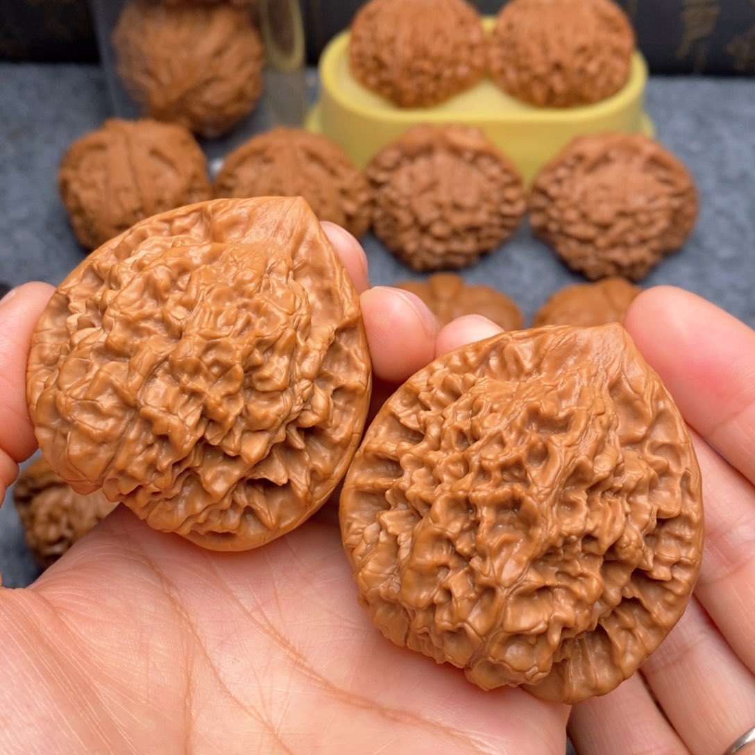 文玩核桃把件官帽49尺精品