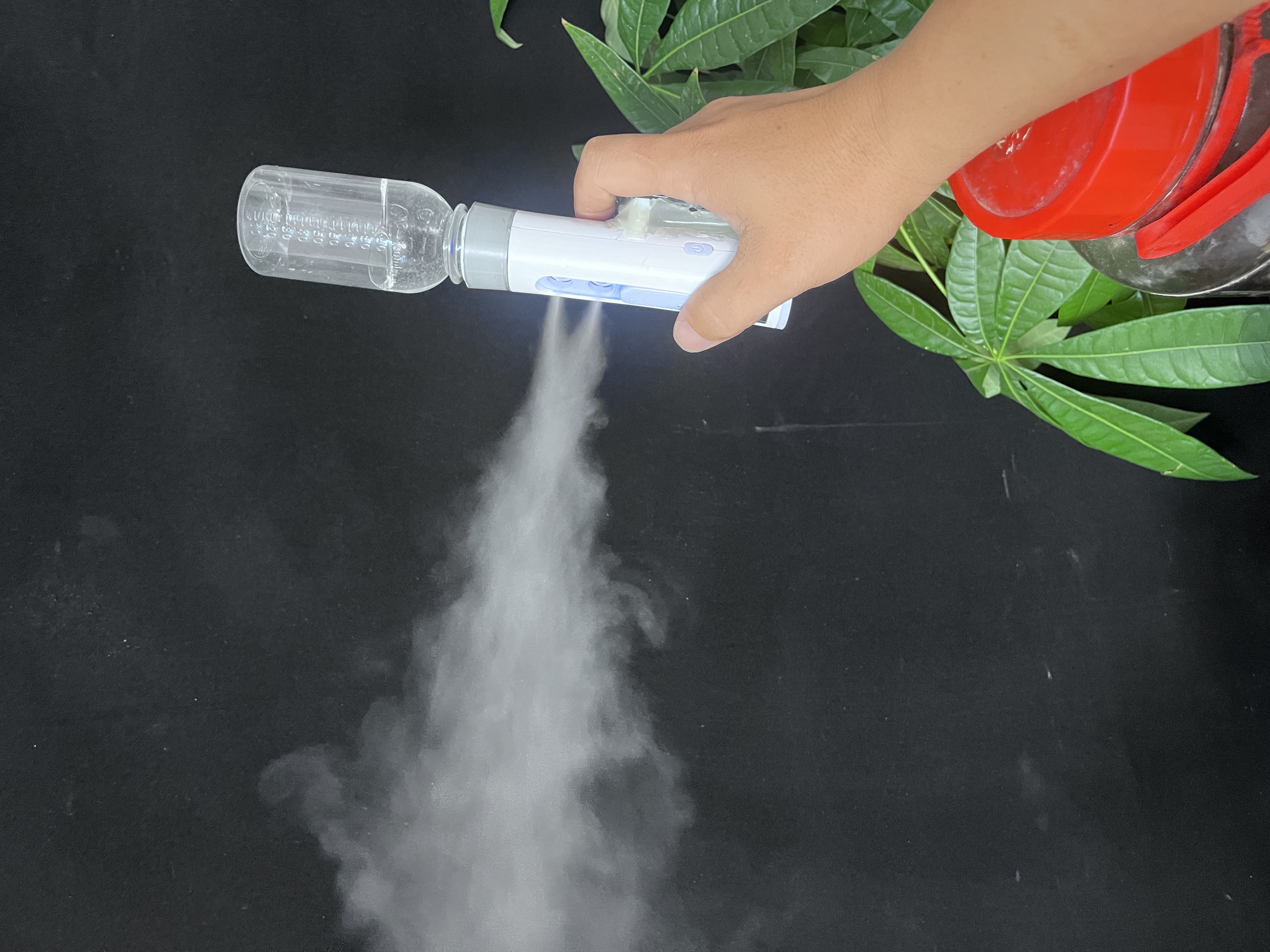 双孔大雾量诱蜂水雾化器、加湿器广西老表马蜂工具