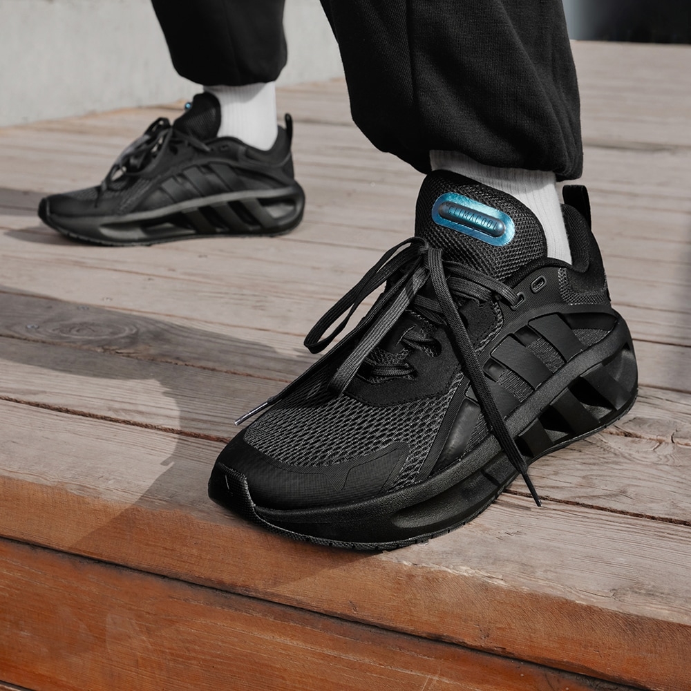 Adidas阿迪达斯 VENT CLIMACOOL 清风透气运动减震跑步鞋 HQ4181