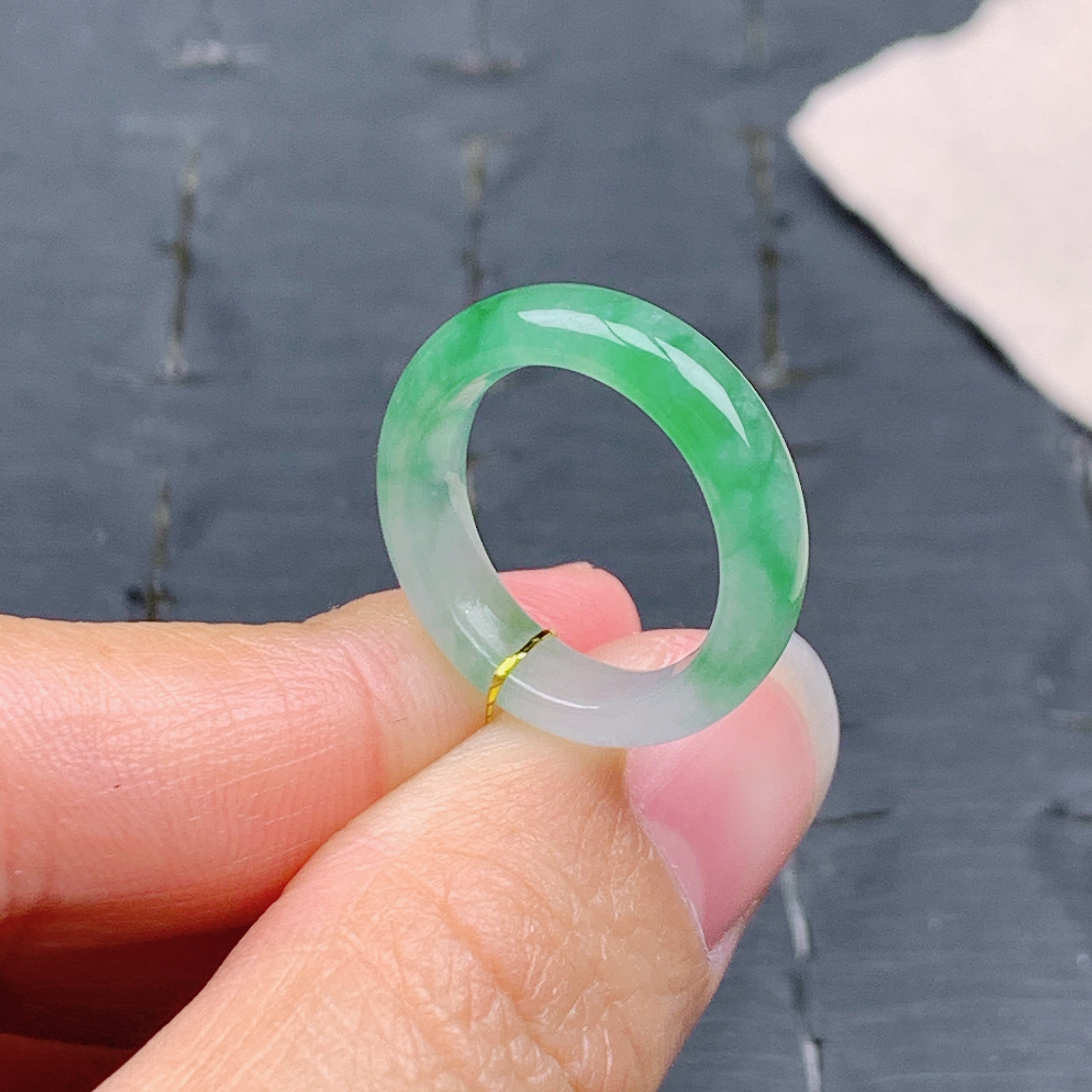 8-9号缅甸天然A货翡翠T563 内径15.2mm 冰绿半山水戒指素圈指环