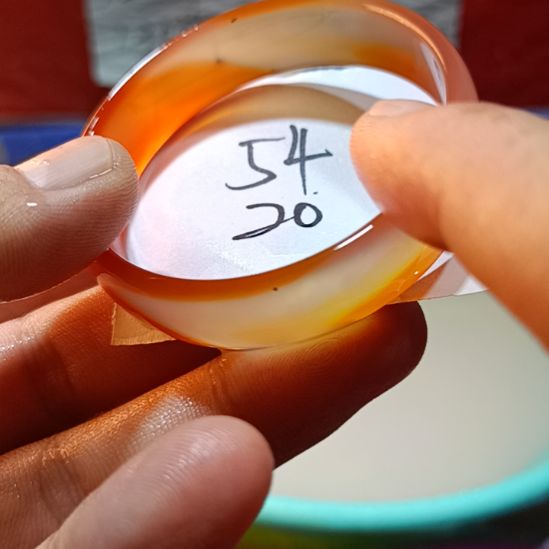 玛瑙/玉髓手镯未镶嵌