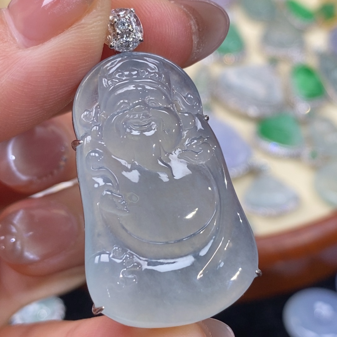 翡翠吊坠(赠链)18K金镶嵌