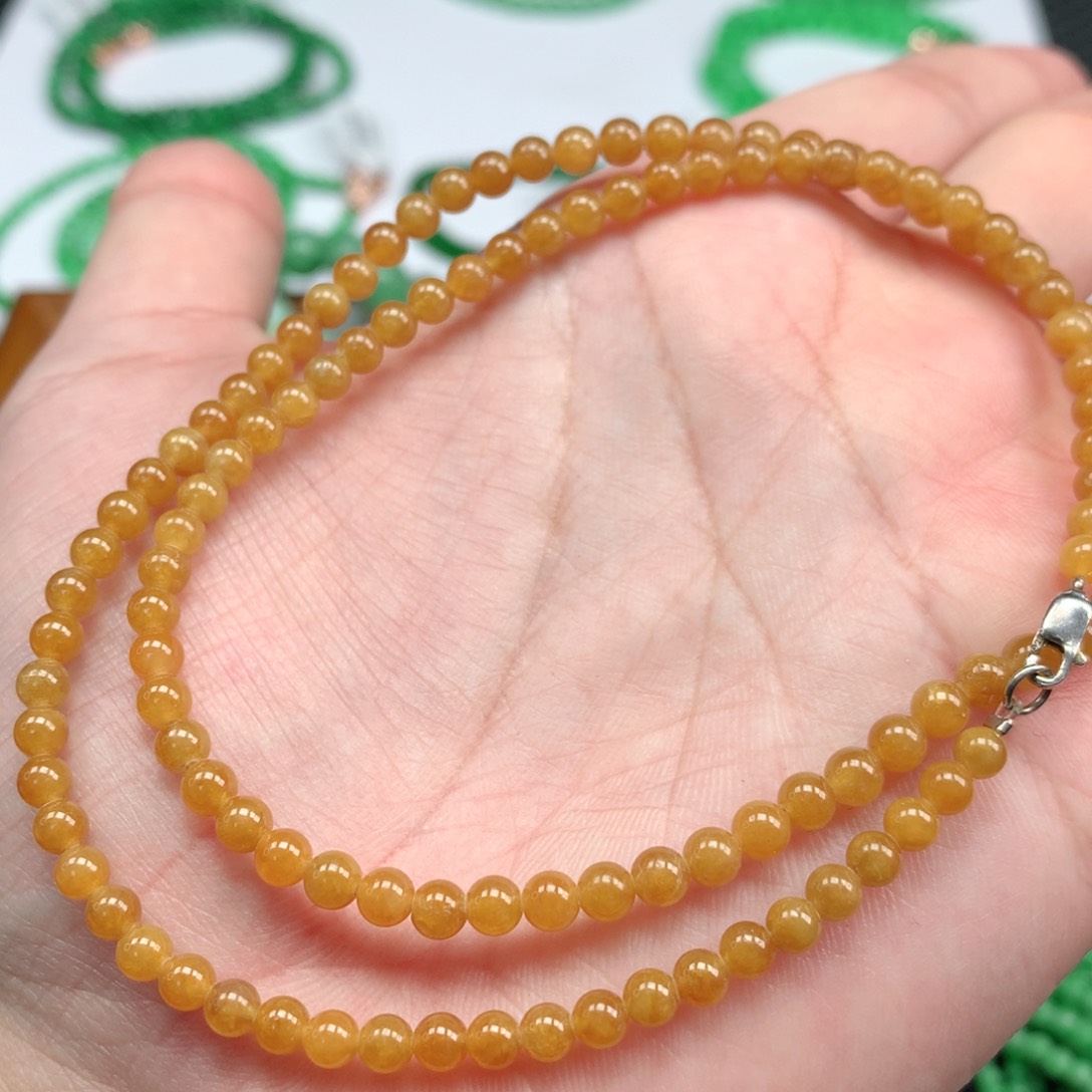 翡翠手链未镶嵌翡翠