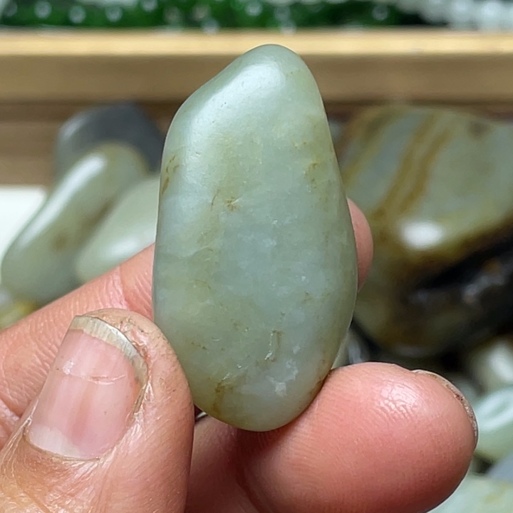 和田玉未镶嵌珠宝半成品