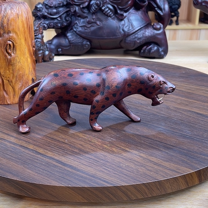 木质豹子56856522522