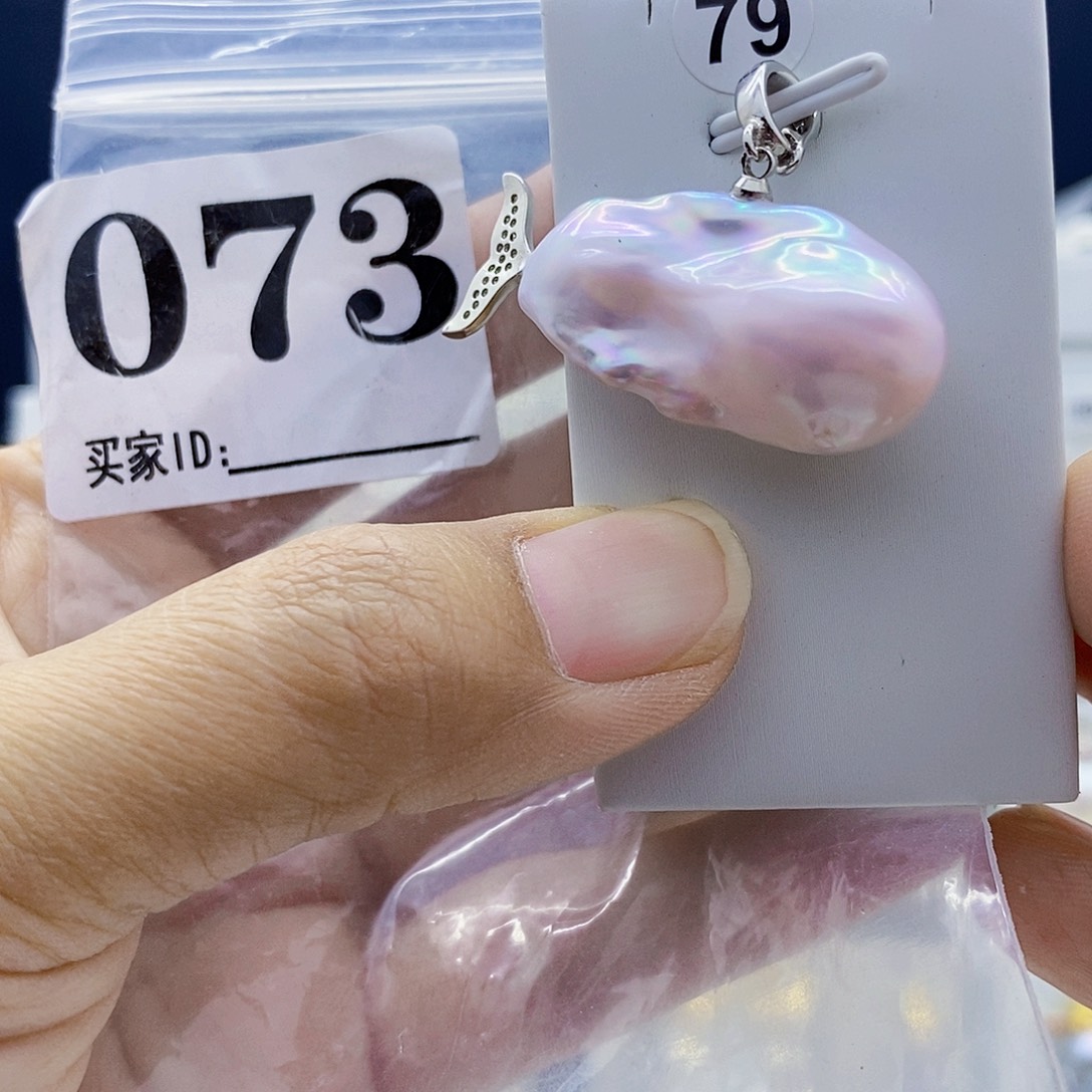 钛钢淡水珍珠颈饰