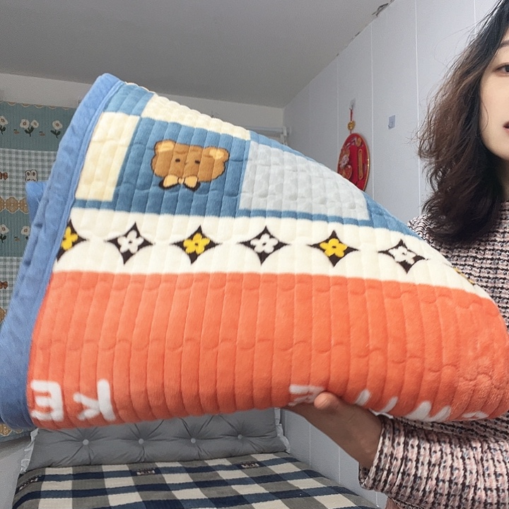 牛奶绒幸运格2米的