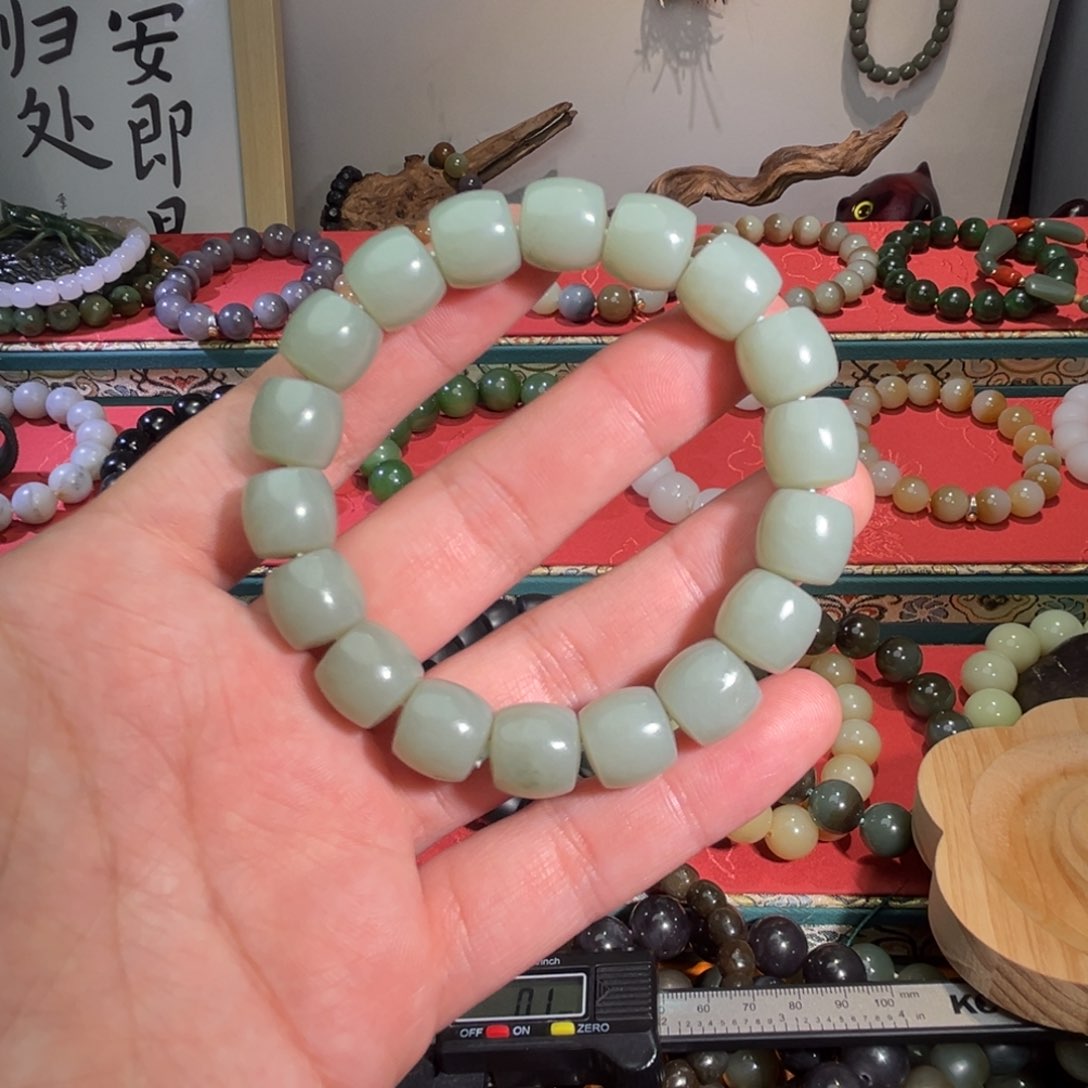 和田玉手链未镶嵌