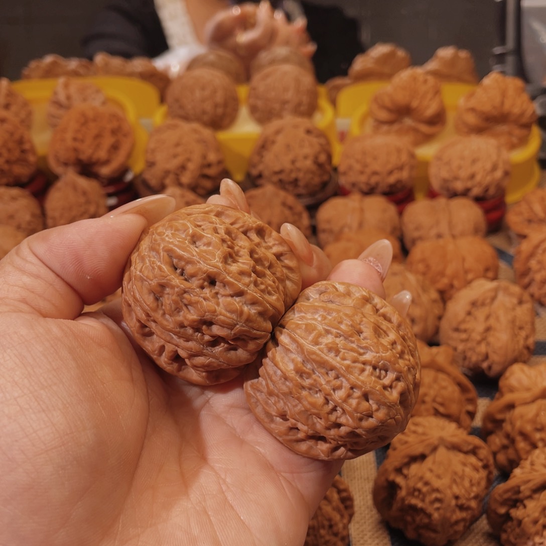 吊坠文玩核桃东****螺41三角锤49