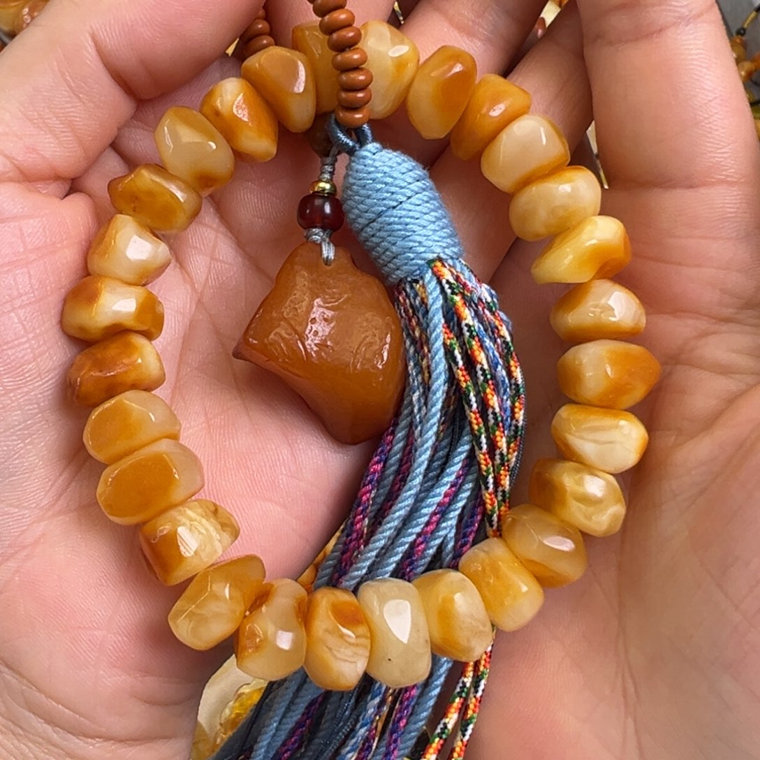 未镶嵌蜜蜡裸石蜜蜡