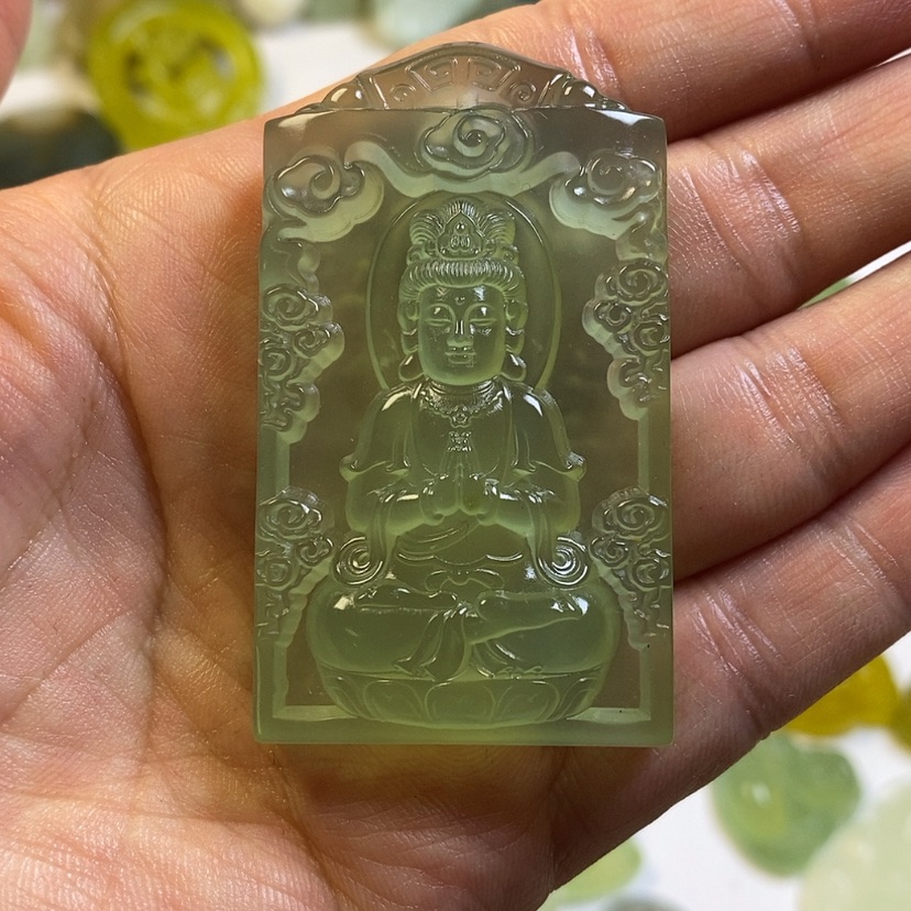 【闪购商品】蛇纹石玉颈饰未镶嵌进*