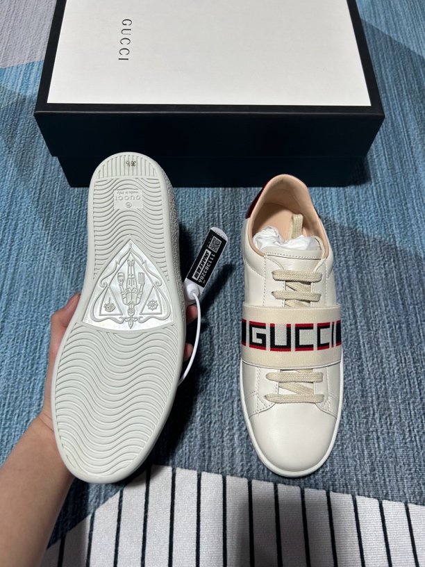 未使用 GUCCI/古驰 古驰gucci白色logo款板鞋三五半码【专属】