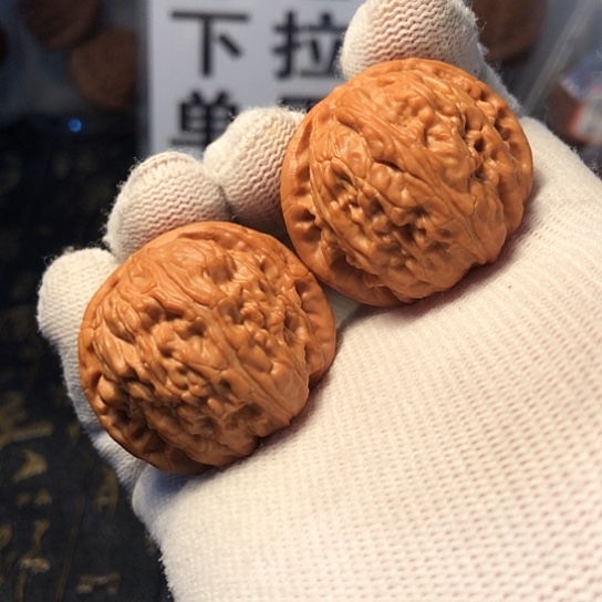 文玩核桃把件白狮子36mm