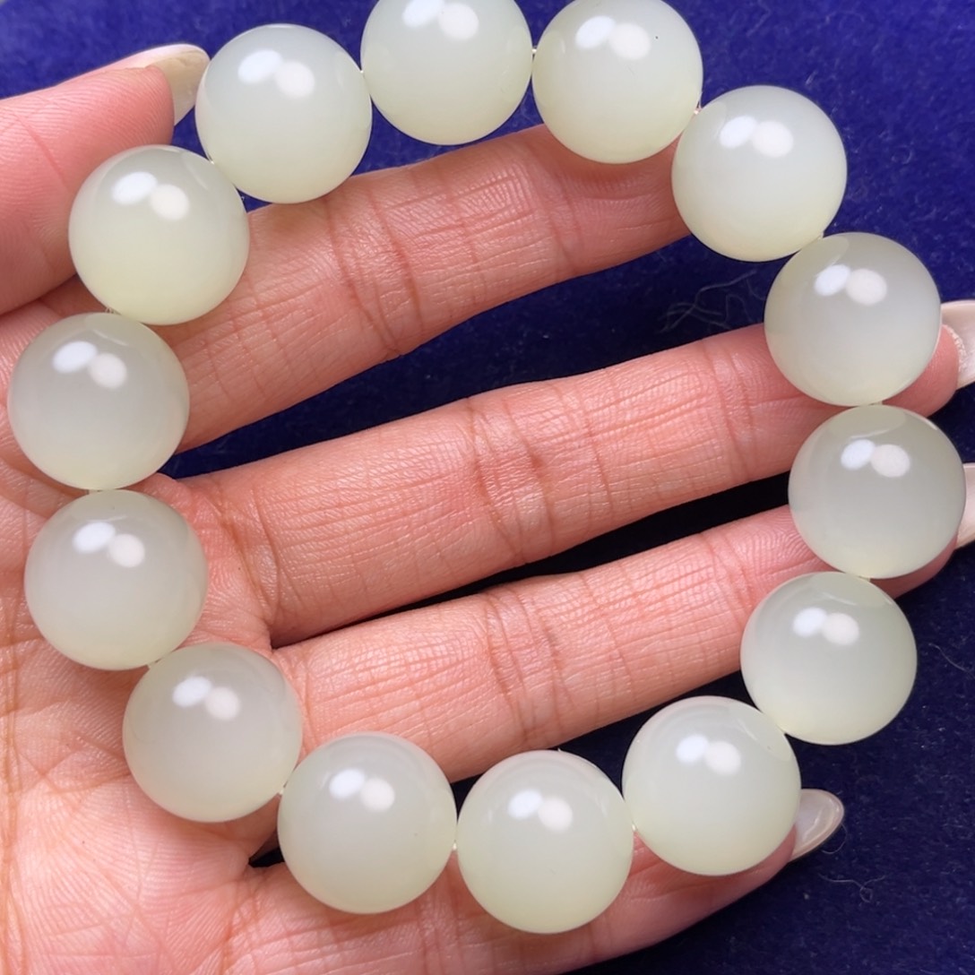 未镶嵌手串和田玉