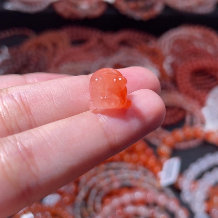 南红玛瑙未镶嵌小猪1666