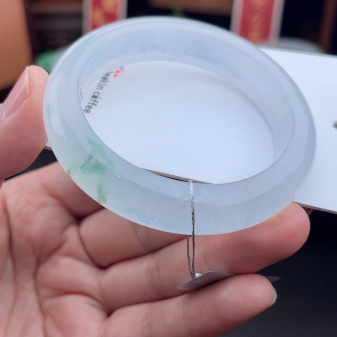 未镶嵌手镯翡翠冰飘花