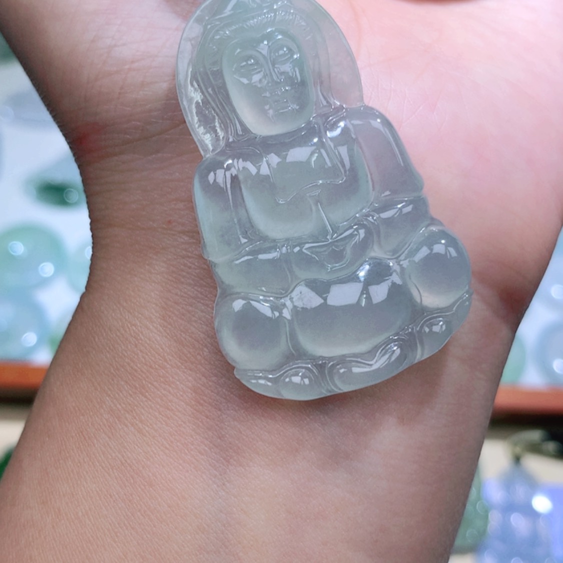 【闪购商品】翡翠颈饰未镶嵌观音