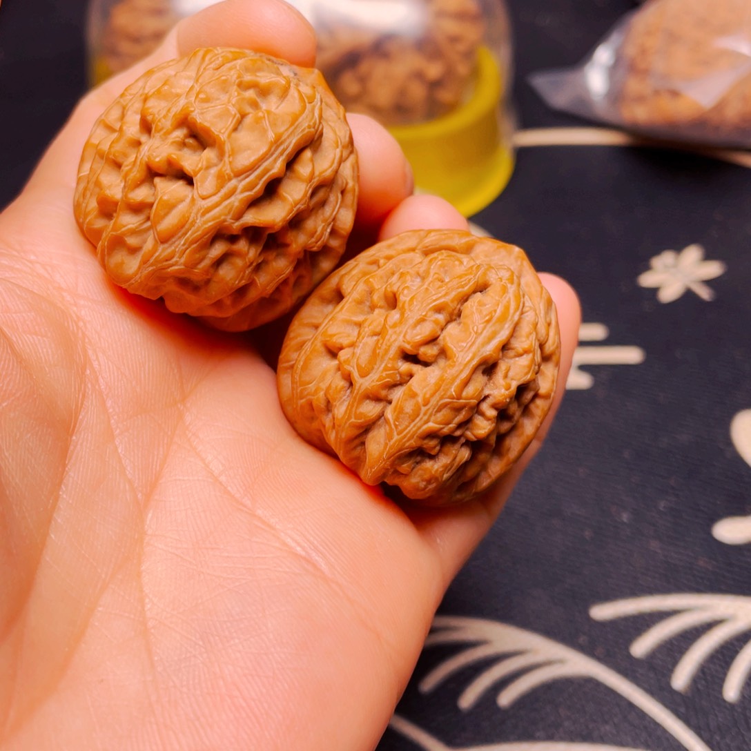 吊坠文玩核桃红锦鲤