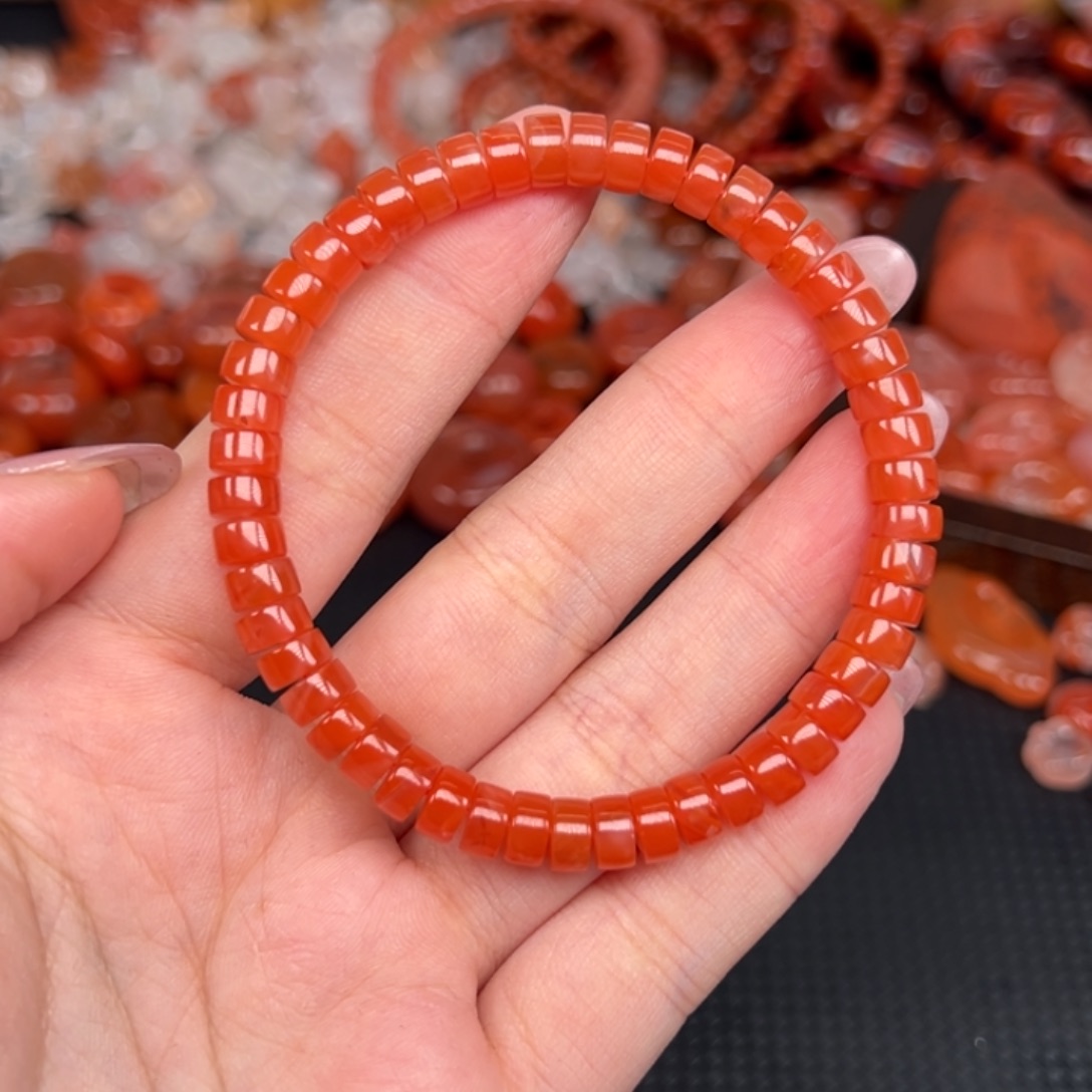 南红玛瑙未镶嵌手链