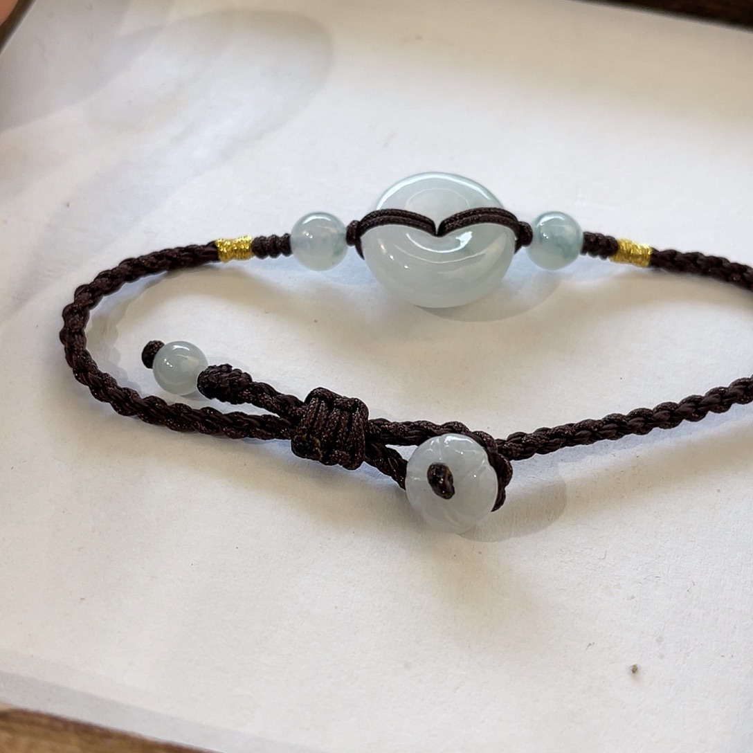 喜****翡翠未镶嵌颈饰   