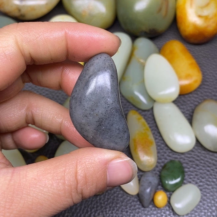 和田玉挂件^_^未镶嵌