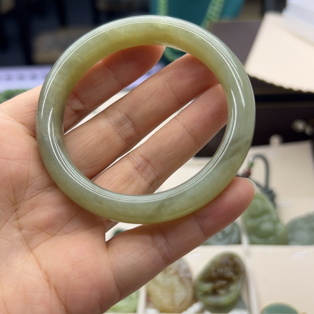 和田玉未镶嵌手镯57圈围A345