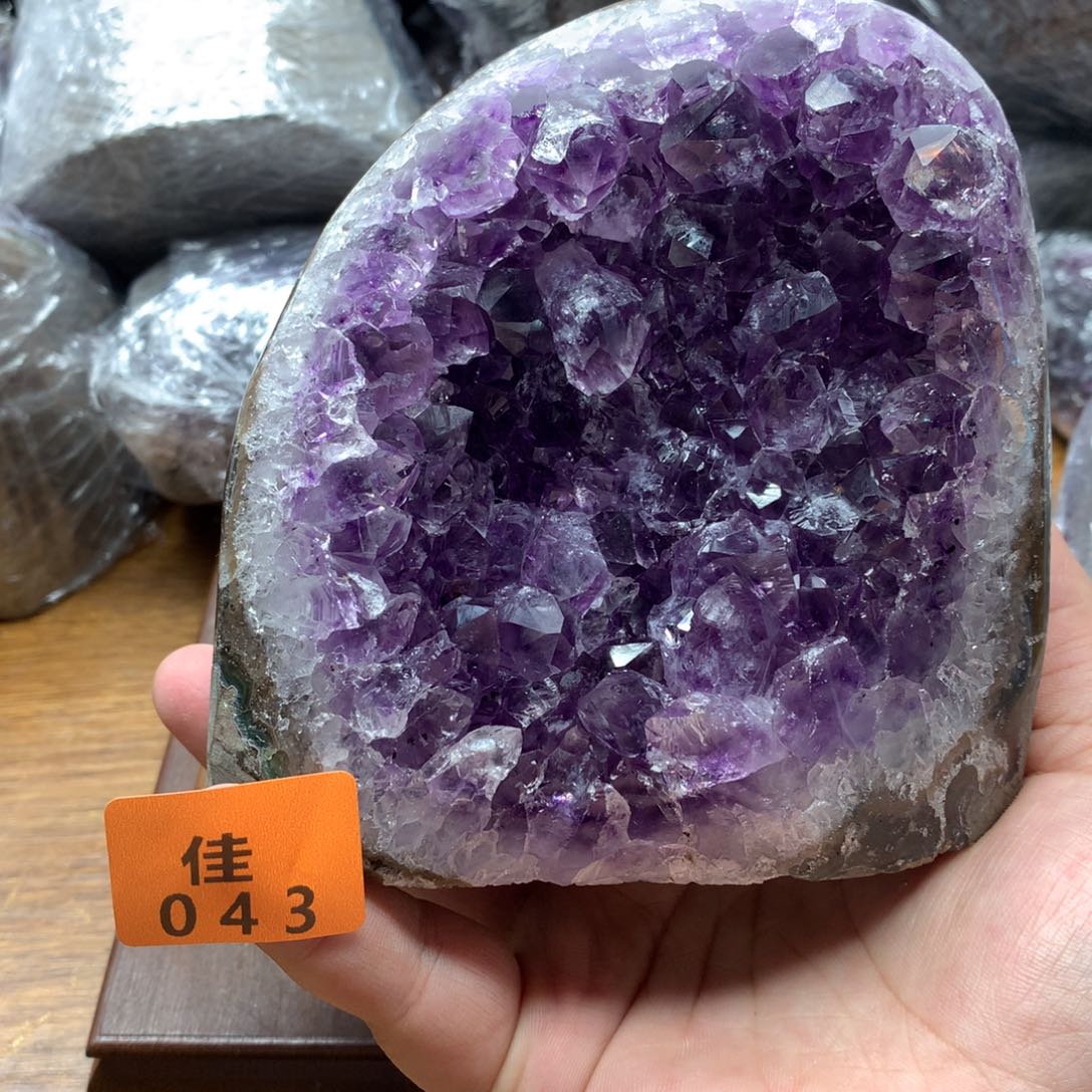 水晶大型摆件（非配饰）未镶嵌