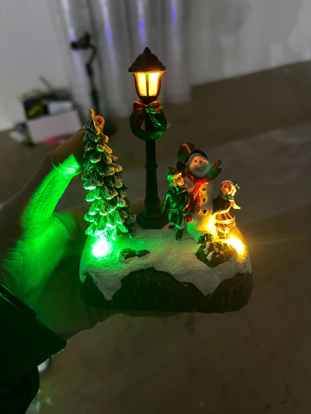 外贸塑料加部分树脂圣诞场景小夜灯工艺品饰品摆件