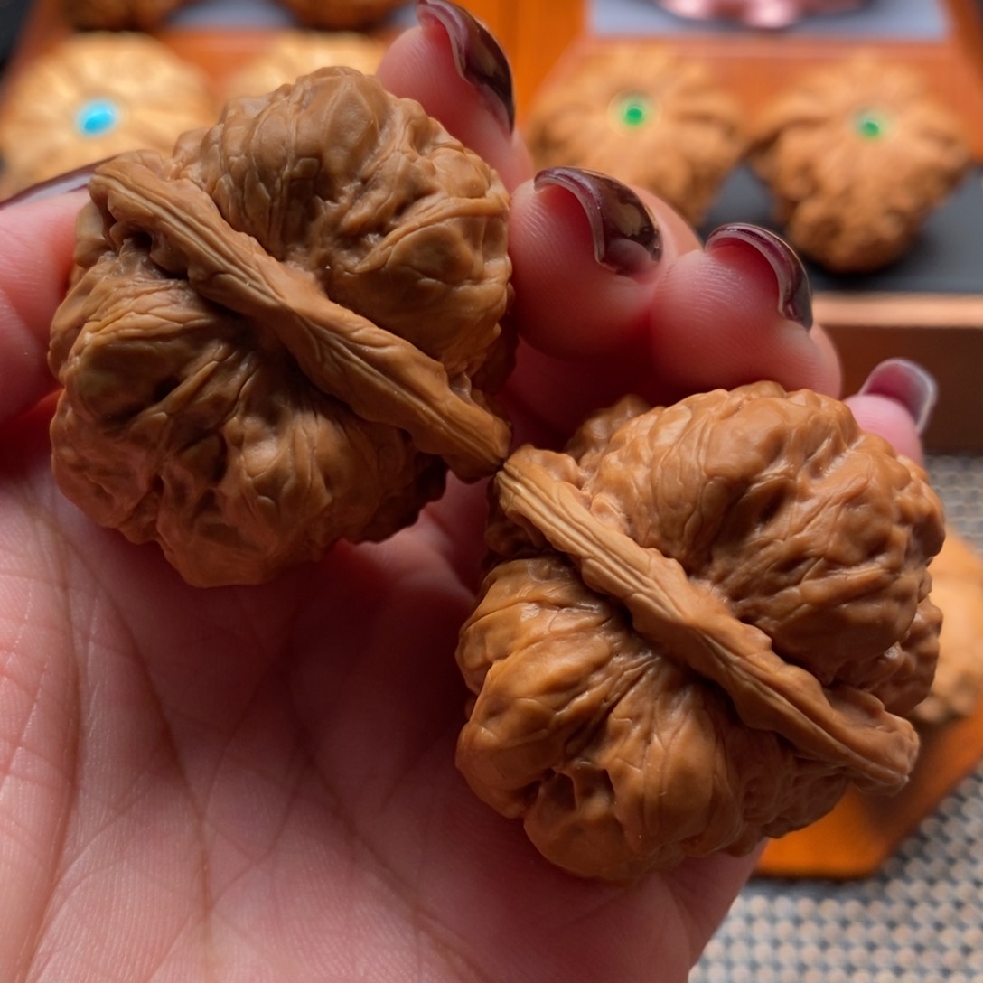 文玩核桃把件38➕哇哇