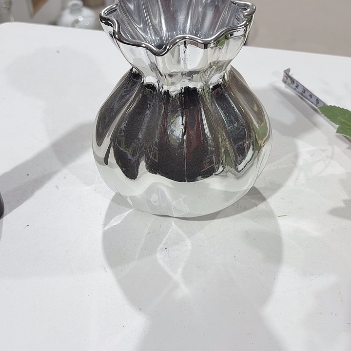 高度17厘米5566花瓶