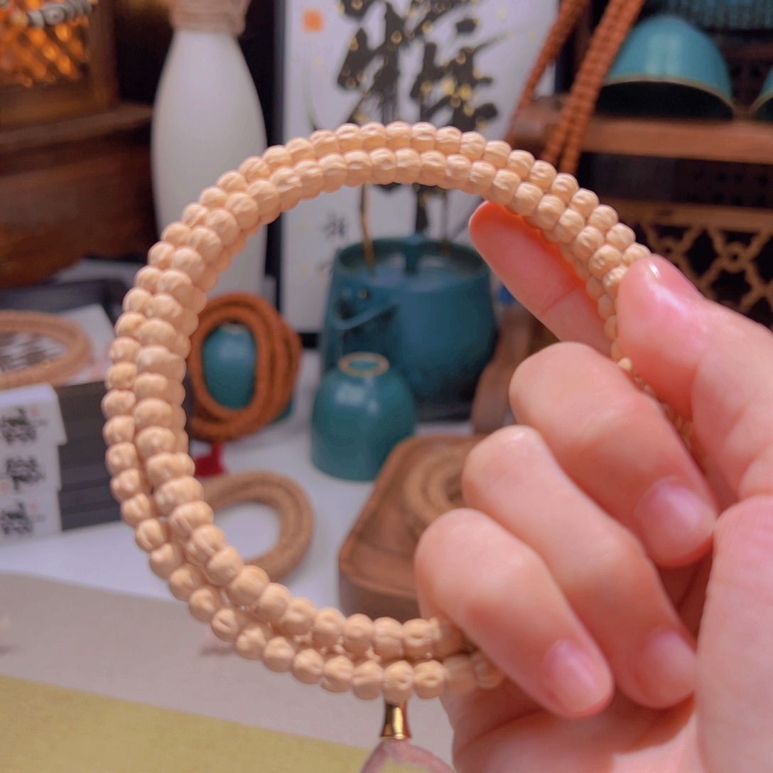 勇***哥吊坠柏香籽/百香籽