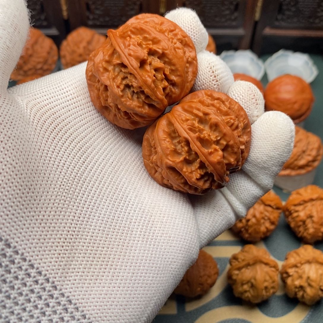 把件文玩核桃G**T粗筋王