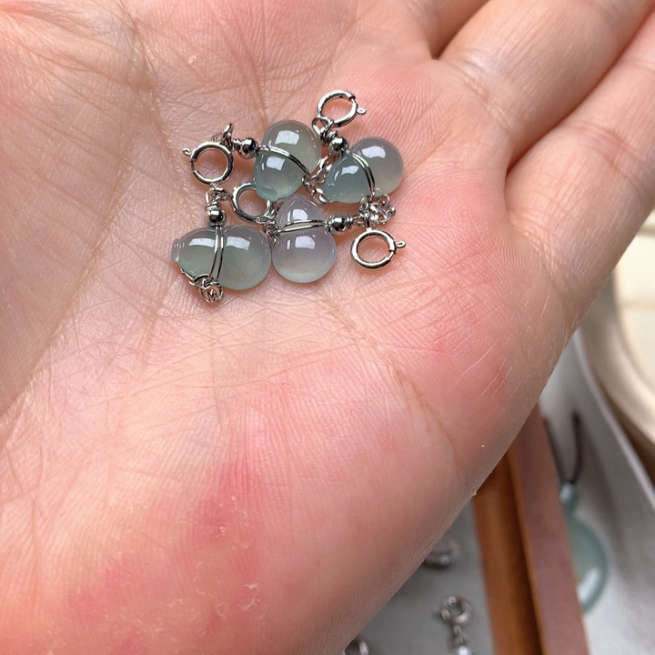 翡翠银S925镶嵌颈饰翡翠葫芦