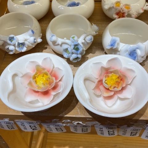 和啦咯啦咯啦咯哦哦哦咯啦咯哦咯