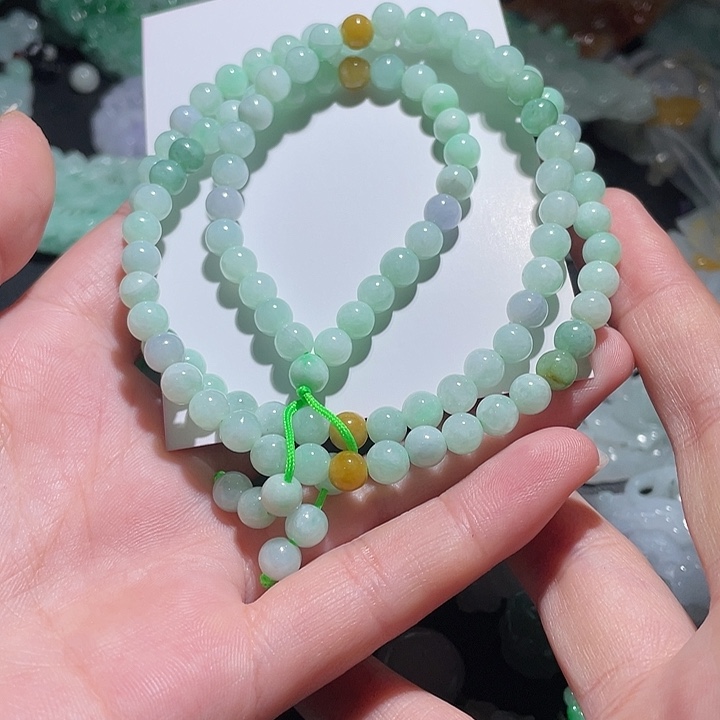 颈饰未镶嵌翡翠天