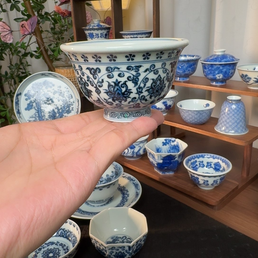青花缠枝莲压手杯100cc