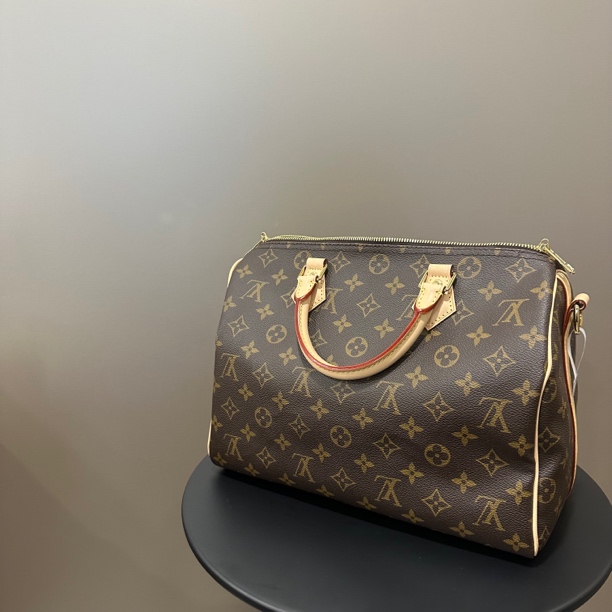 未使用 LouisVuitton/路易威登 LV/sp30肩带款芯片斜挎包/送中检