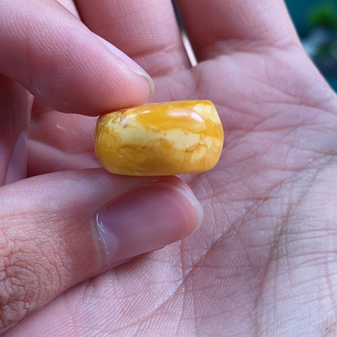 蜜蜡珠宝奇石未镶嵌