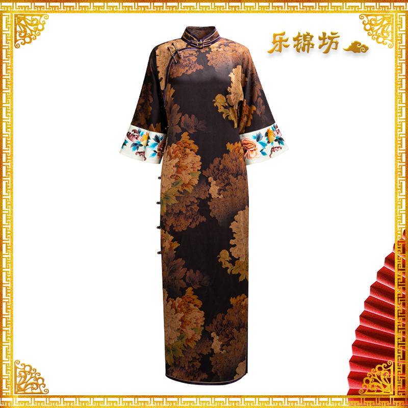 「陌上风雅」·乐锦坊古法高定优雅香云纱紫色手工重工斜襟立领旗袍