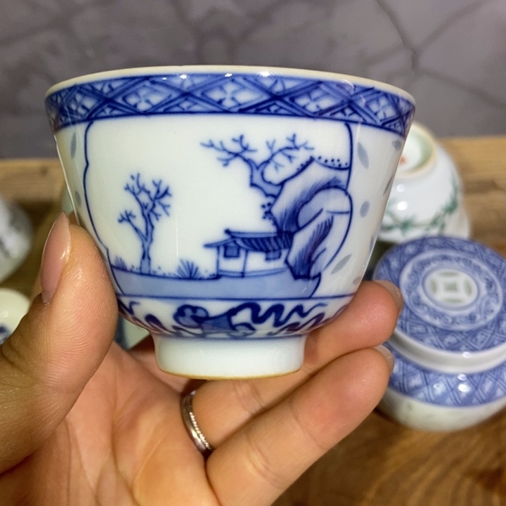 景德镇陶瓷的设计风格