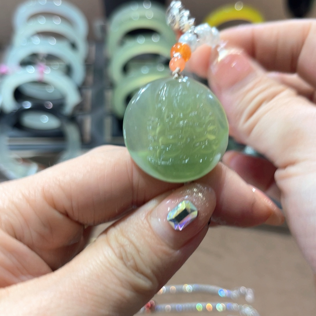 岫玉手镯未镶嵌手镯