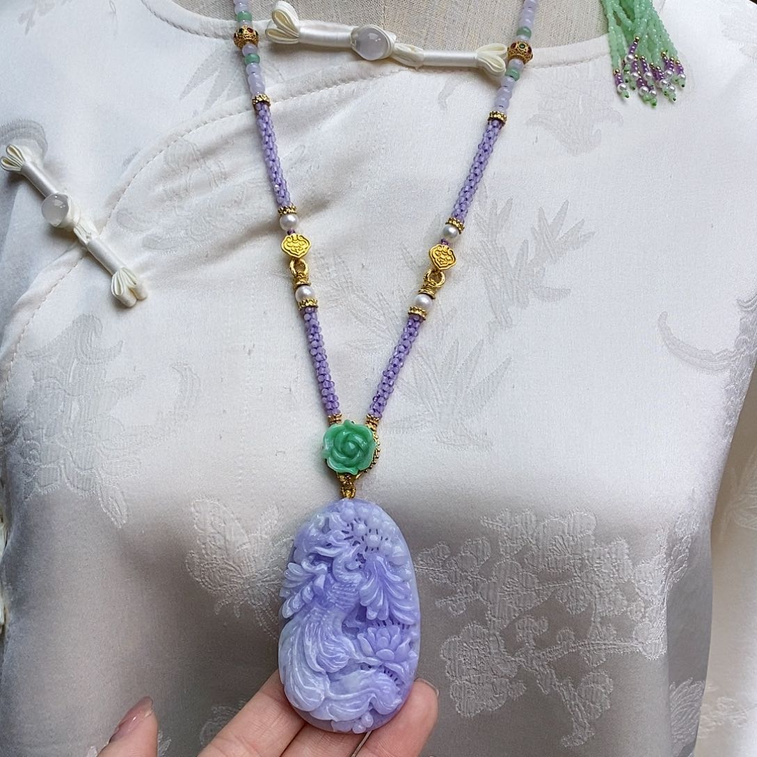 翡翠颈饰未镶嵌天然