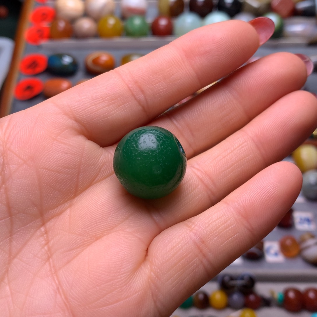 玛瑙/玉髓颈饰未镶嵌有****: