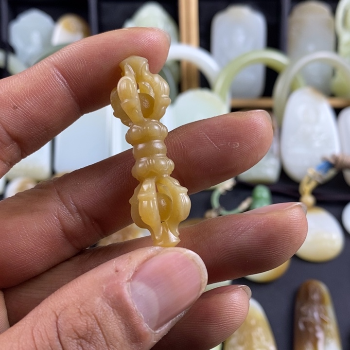 和田玉挂件未镶嵌